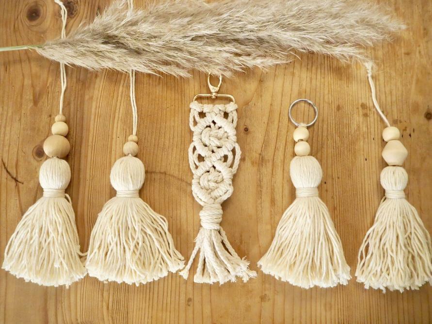 Macrame Boho Makramee Schlüsselanhänger DIY selbstgemacht Geschenk Weihnachtsgeschenk Tutorial